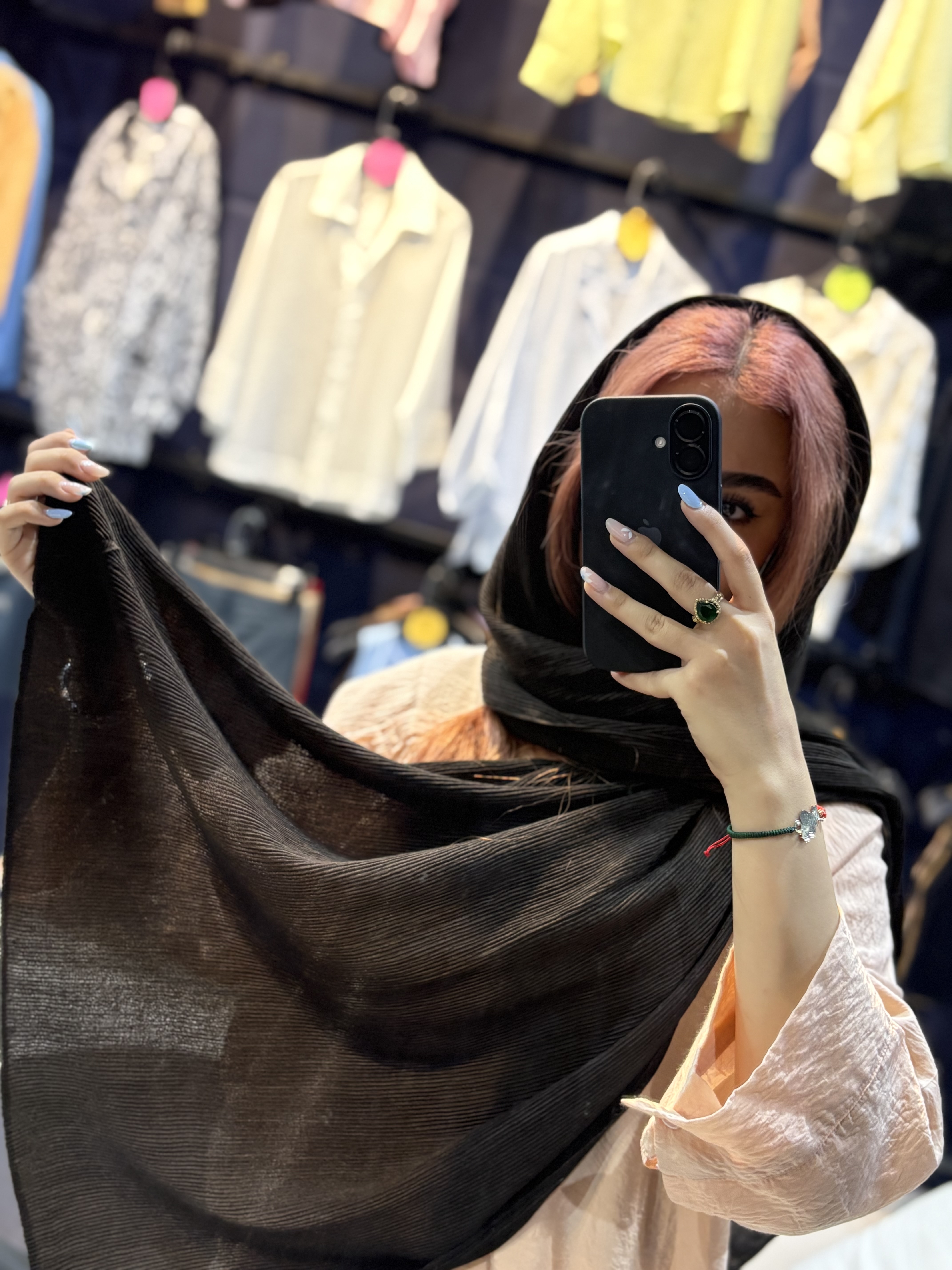 شال مدل پلیسه